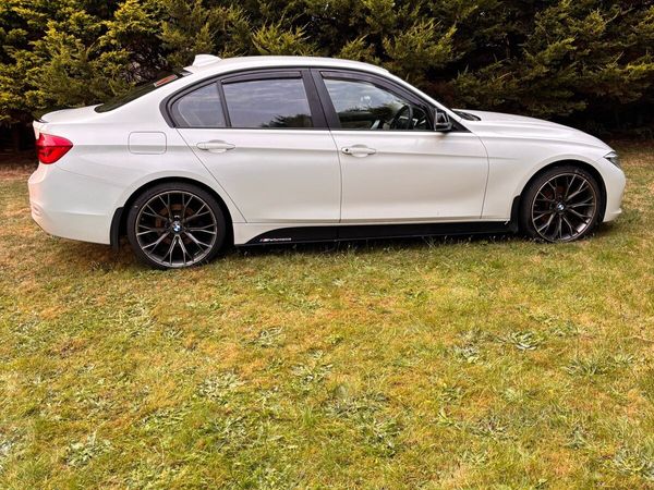 BMW 3-Series Saloon, Diesel, 2015, White