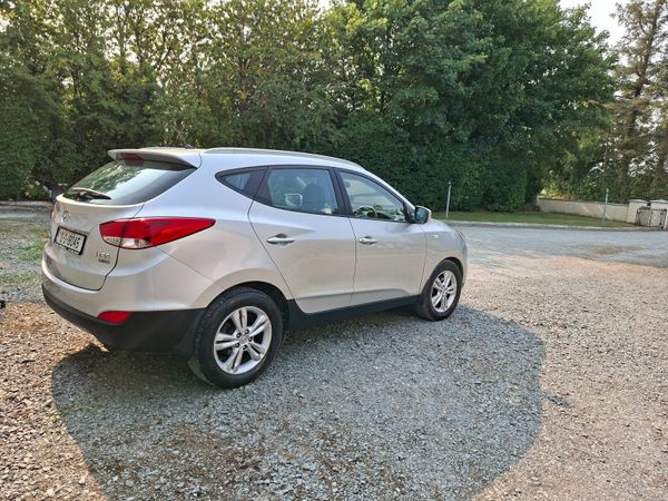 Hyundai ix35 SUV, Diesel, 2010, Silver