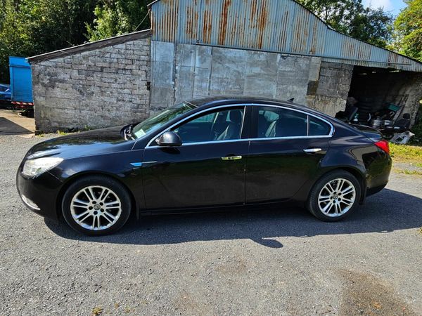 Vauxhall Insignia Saloon, Diesel, 2011, Black