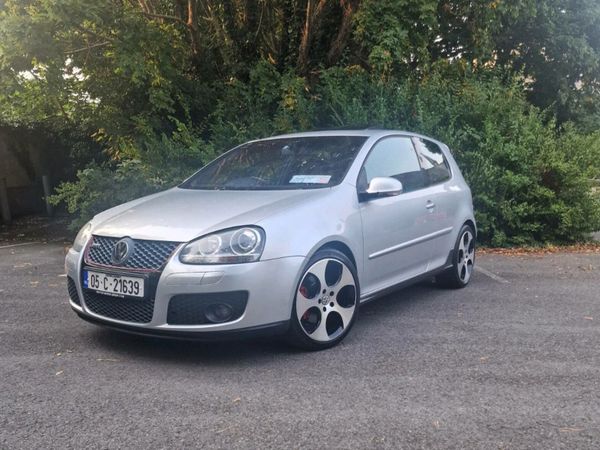 Volkswagen Golf Hatchback, Petrol, 2005, Silver