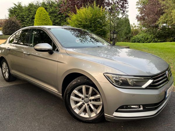 Volkswagen Passat Saloon, Diesel, 2016, Silver
