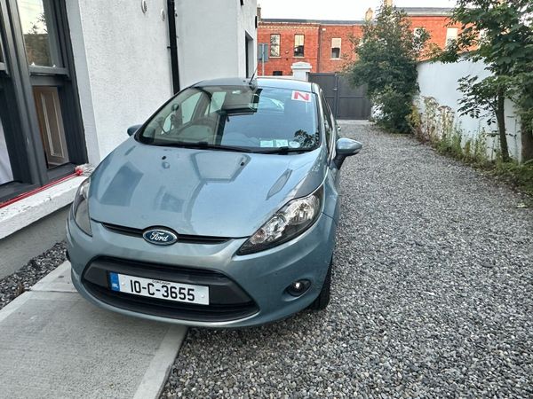 Ford Fiesta Hatchback, Petrol, 2010, Blue