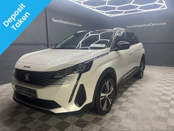 Peugeot 5008 MPV, Diesel, 2023, White