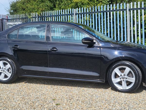 Volkswagen Jetta Saloon, Diesel, 2016, Black