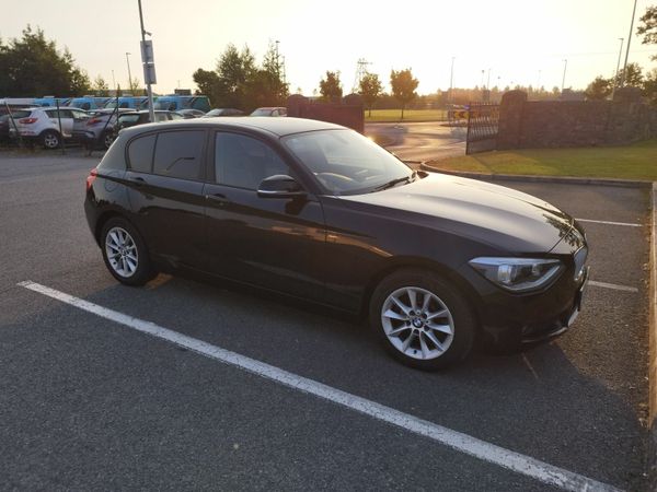 BMW 1-Series Hatchback, Diesel, 2014, Black