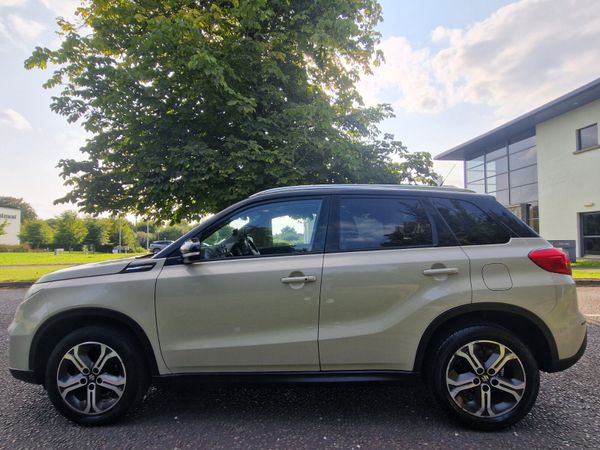 Suzuki Vitara SUV, Diesel, 2015, Beige