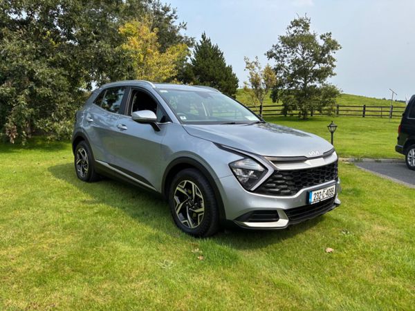 Kia Sportage MPV, Diesel, 2023, Grey