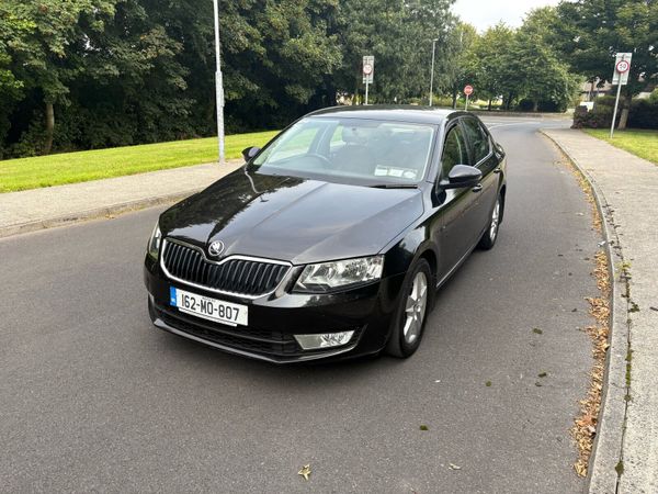 Skoda Octavia Saloon, Diesel, 2016, Black