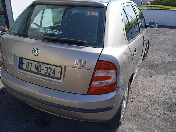 Skoda Fabia Hatchback, Petrol, 2007, Beige