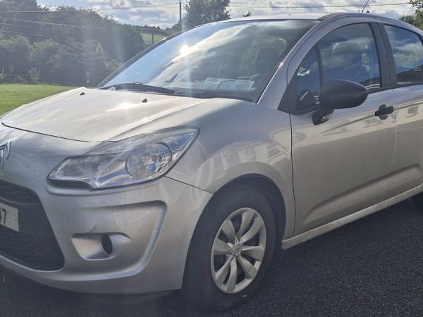 Citroen C3 Hatchback, Petrol, 2013, Silver