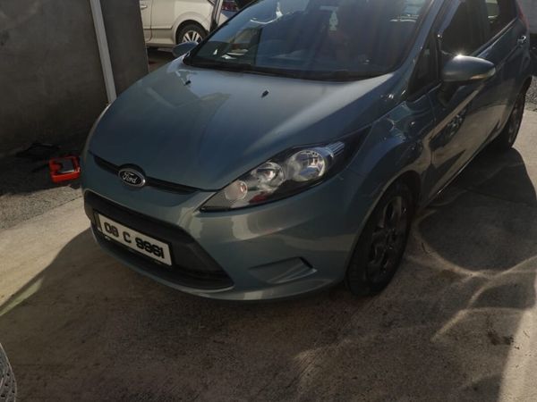 Ford Fiesta Hatchback, Diesel, 2009, Blue