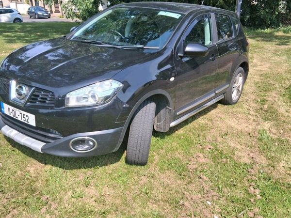 Nissan Qashqai Hatchback, Diesel, 2011, Black