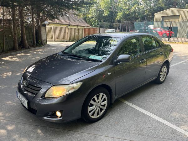 Toyota Corolla Saloon, Diesel, 2010, Grey