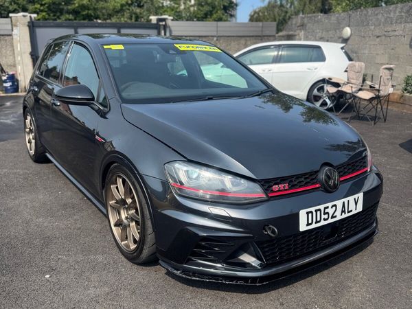 Volkswagen Golf Estate, Petrol, 2017, White