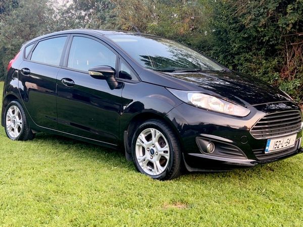 Ford Fiesta Hatchback, Petrol, 2015, Black