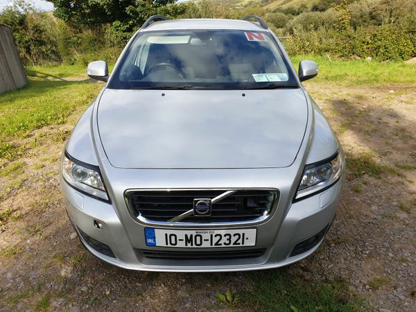 Volvo V50 Estate, Diesel, 2010, Silver