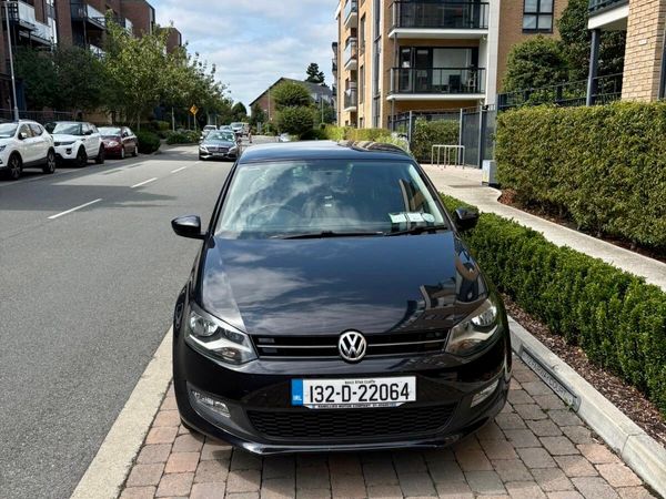 Volkswagen Polo Hatchback, Petrol, 2013, Black