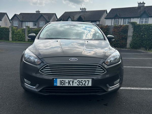 Ford Focus Hatchback, Diesel, 2016, Grey