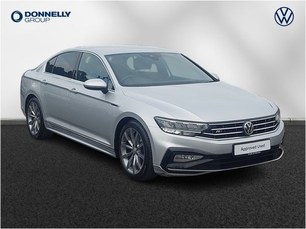 Volkswagen Passat Saloon, Diesel, 2020, Silver