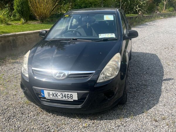Hyundai i20 Hatchback, Diesel, 2011, Black