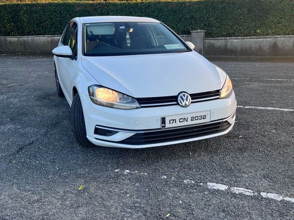 Volkswagen Golf Hatchback, Diesel, 2017, White