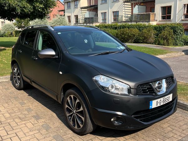 Nissan Qashqai Hatchback, Diesel, 2011, Grey