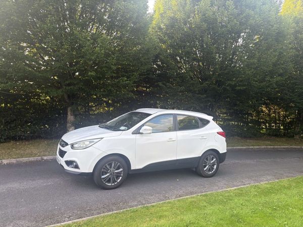 Hyundai ix35 SUV, Diesel, 2014, White