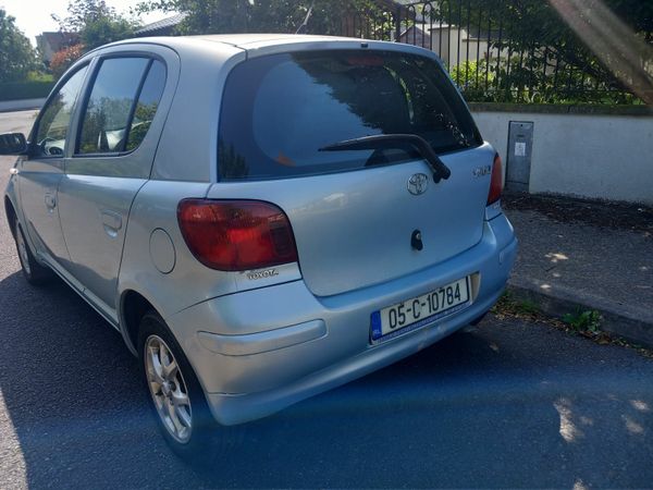 Toyota Yaris Hatchback, Petrol, 2005, Blue