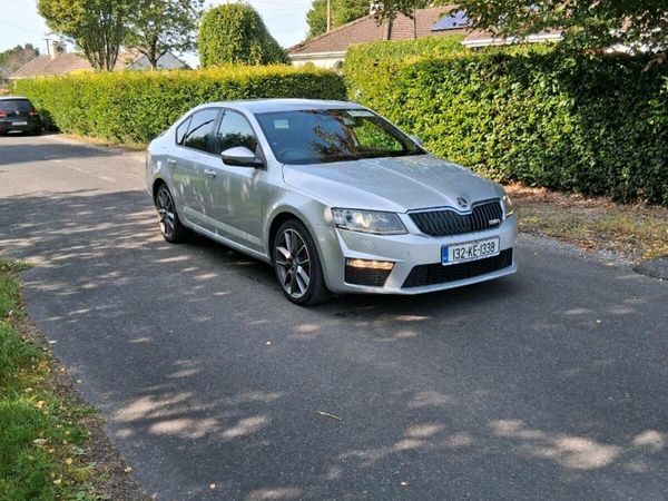 Skoda Octavia Hatchback, Diesel, 2013, Silver