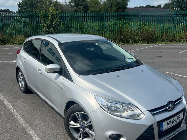 Ford Focus Hatchback, Diesel, 2014, Silver