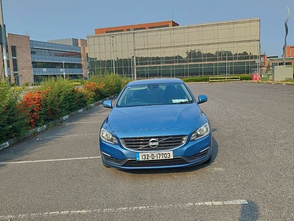 Volvo S60 Saloon, Diesel, 2013, Blue