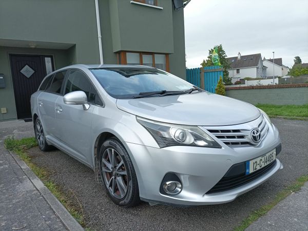 Toyota Avensis Estate, Diesel, 2012, Silver