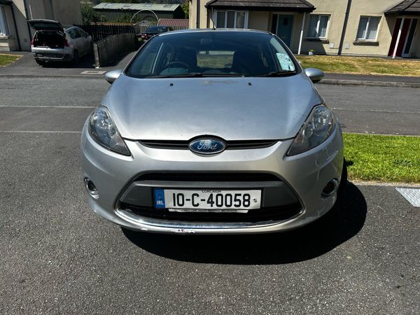 Ford Fiesta Hatchback, Diesel, 2010, Silver