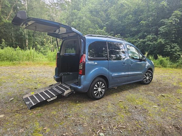Peugeot Partner Tepee MPV, Diesel, 2014, Blue