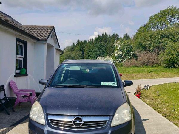 Opel Zafira MPV, Diesel, 2009, Blue