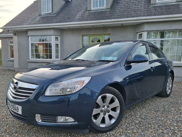 Opel Insignia Hatchback, Diesel, 2011, Blue