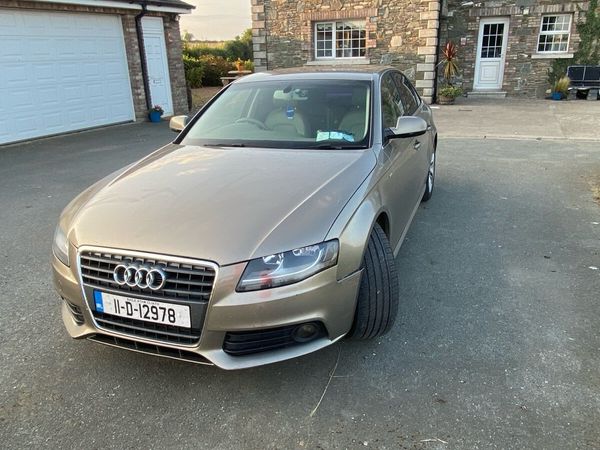 Audi A4 Saloon, Diesel, 2011, Beige