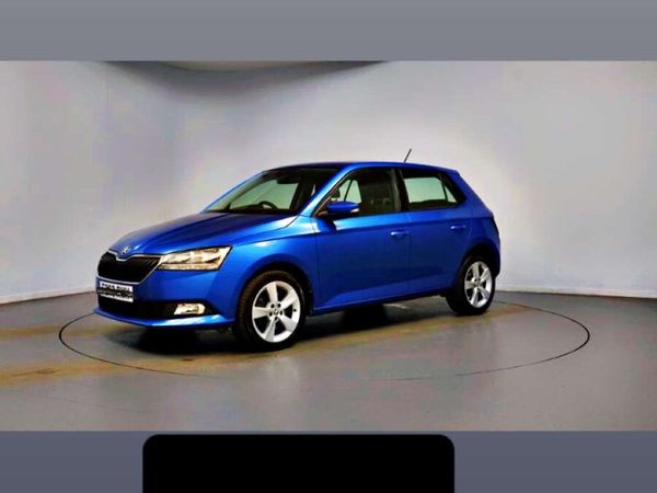 Skoda Fabia Hatchback, Petrol, 2017, Blue