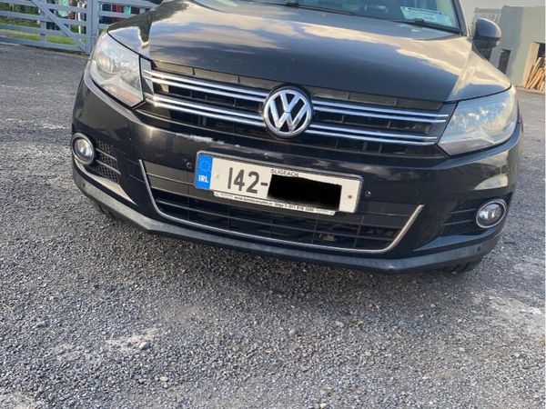 Volkswagen Tiguan SUV, Diesel, 2014, Black