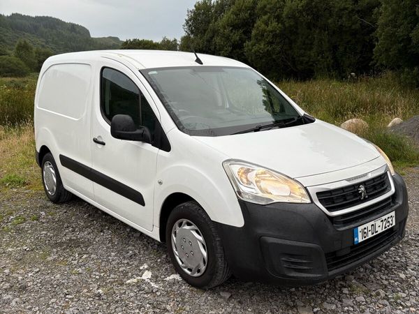 Peugeot Partner MPV, Diesel, 2016, White