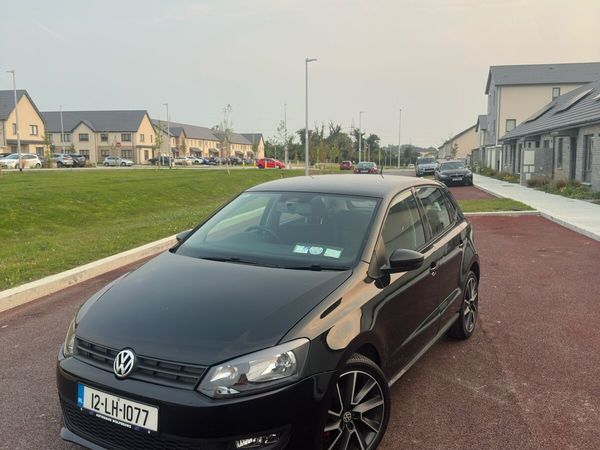 Volkswagen Polo Hatchback, Petrol, 2012, Black