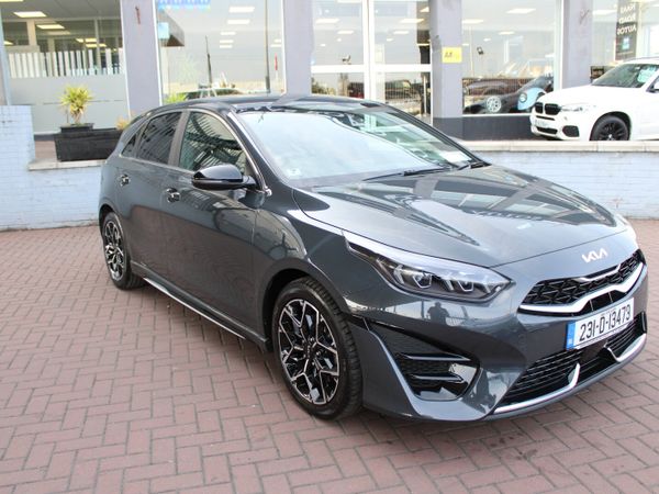 Kia Ceed Hatchback, Petrol, 2023, Grey