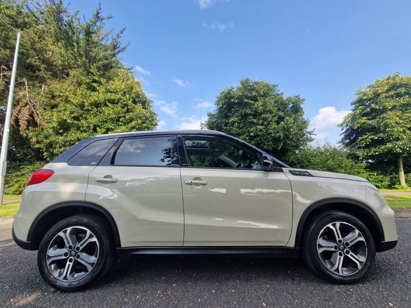 Suzuki Vitara SUV, Diesel, 2015, Beige