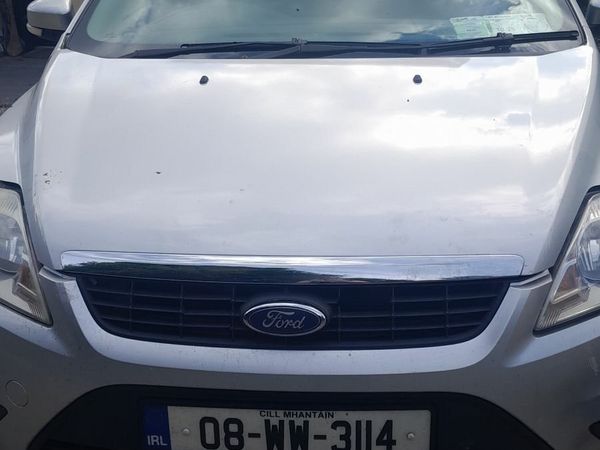 Ford Focus Saloon, Petrol, 2008, Silver