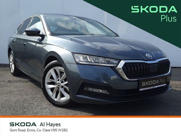 Skoda Octavia Saloon, Diesel, 2021, Grey