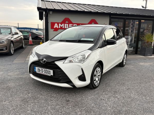 Toyota Yaris Hatchback, Petrol, 2019, White