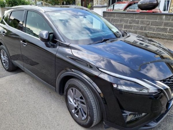 Nissan Qashqai MPV, Petrol, 2021, Black