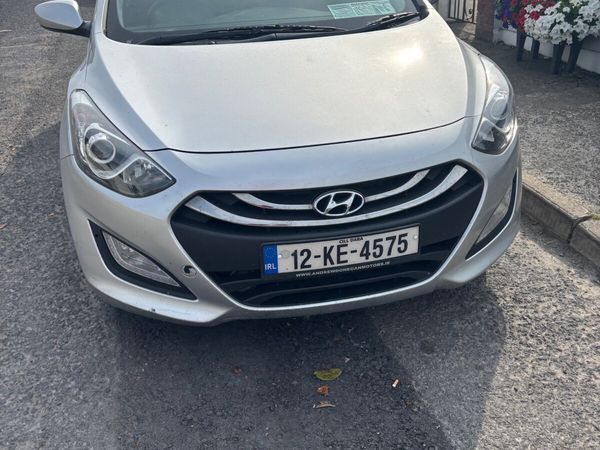 Hyundai i30 Hatchback, Diesel, 2012, Silver