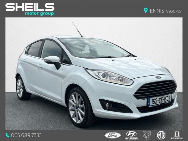 Ford Fiesta Hatchback, Petrol, 2015, White