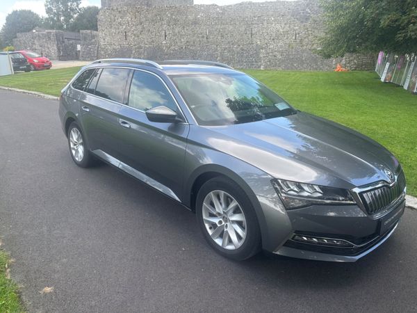 Skoda Superb Estate, Petrol Plug-in Hybrid, 2023, Grey